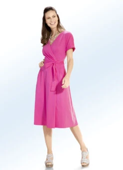 Kleid Mit Gürtel In Wickeloptik