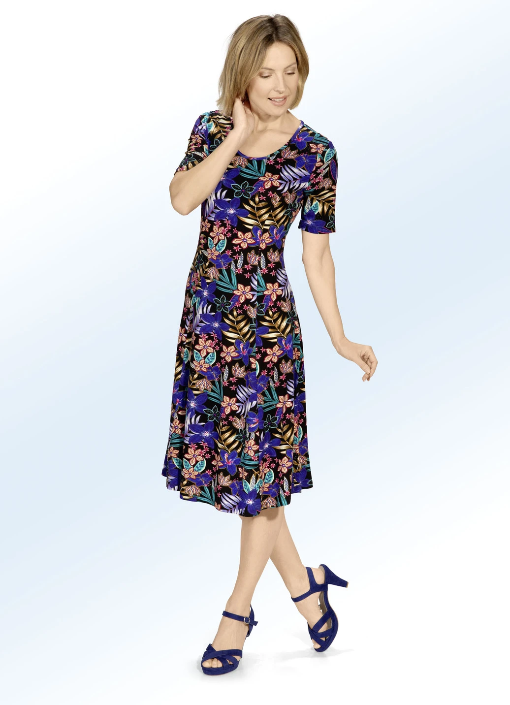 Kleid Mit Inkjet-Druck 3 Kleid Mit Inkjet-Druck