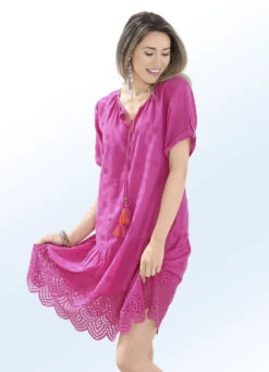 Kleid Mit Lochstickerei, Aus Reiner Baumwolle -Banes Noble Geschaft kleid mit lochstickerei aus reiner baumwolle farbe fuchsia groesse 036 2