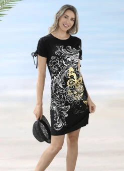 Kleid Mit Platziertem Druckdessin Und Raffbaren, Kurzen Ärmeln