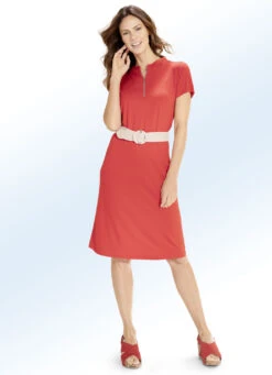 Kleid Mit Stehkragen In 2 Farben